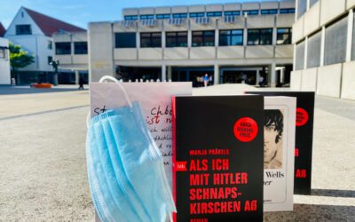 Die SMV der Friedrich-List-Schule Ulm schenkt Ulmer Schülerinnen und Schülern ein Buch